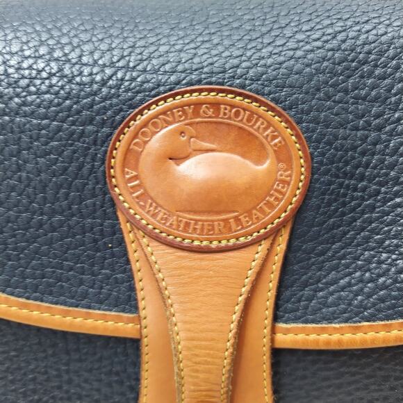 Dooney & Bourke Black Pebbled Leather Crossbody Bag - Vintage Made in USA - Picture 4 of 16